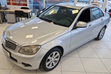 2.2 CDI 170KM  W204