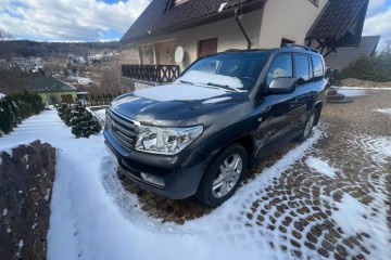 4.5 V8 LC 200 Po kapitalnym remoncie silnika Nowe akumulatory