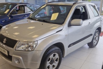 1.6 benzyna Klimatyzacja 4x4 Salon PL