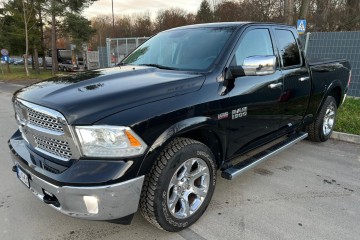 5.7 Hemi FV23% Bezwypadkowy zakupiony w salonie w Polsce Laramie